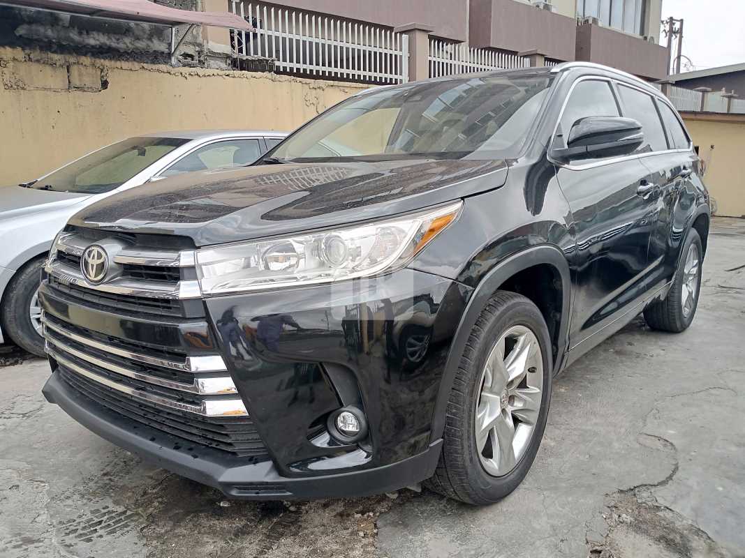 Nigerian Used 2016 Toyota Highlander Limited