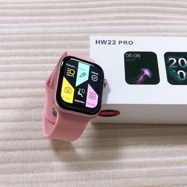 Hw22 Pro Smart Watch Series 6 With Full Screen Split Screen Magnetic Charger - Pink